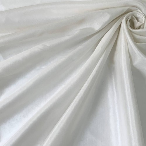 Батист хлопок мерсеризованный белая лилия фирмы ETRO размер отреза 100:150 см