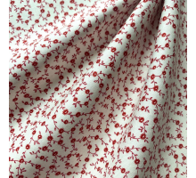 Принтованый хлопок цветы веточки Moda fabrics 110 см молочный/красный 