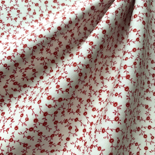 Хлопок принт цветы веточки Moda fabrics 10:110 см молочный/красный 