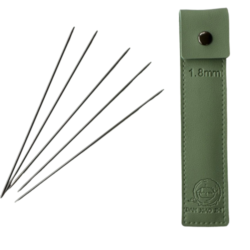 Спицы Petit petit чулочные для вязания миниатюры 1.8 мм. В кожаном чехле